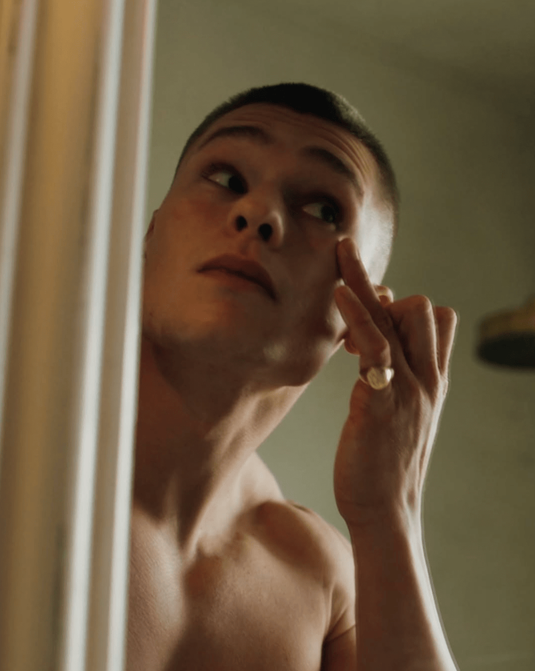 DO MEN REALLY NEED TO USE EYE CREAM? EVERYTHING YOU NEED TO KNOW - The Y Code